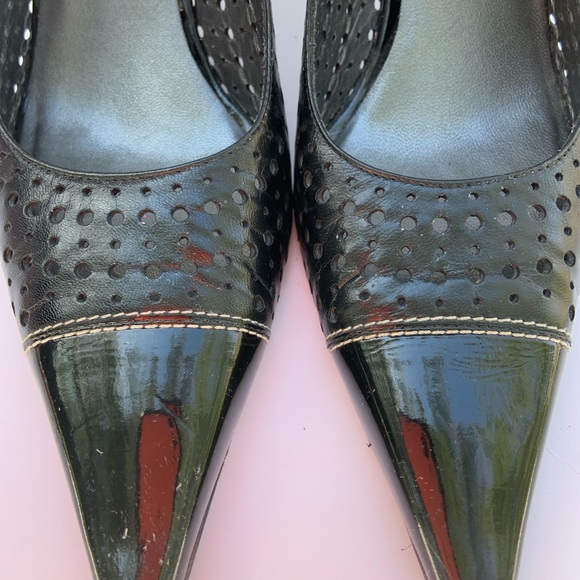 Stuart Weitzman Black Heels Size 6W - Picture 5 of 13